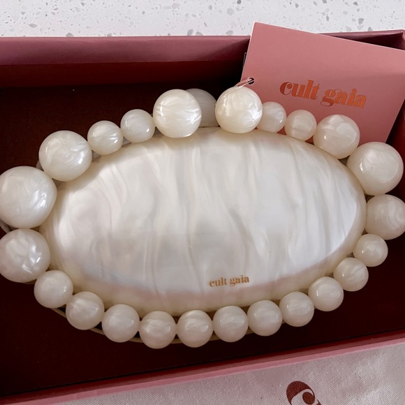 cult gaia Handbags - Cult Gaia Brand New Jaya Acrylic Clutch.